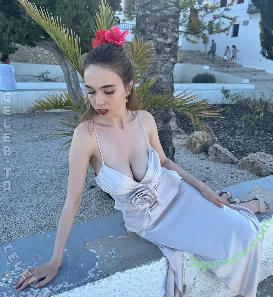 Serena Skybourne nude photo #0213 (SerenaSkybourne / serena.00)