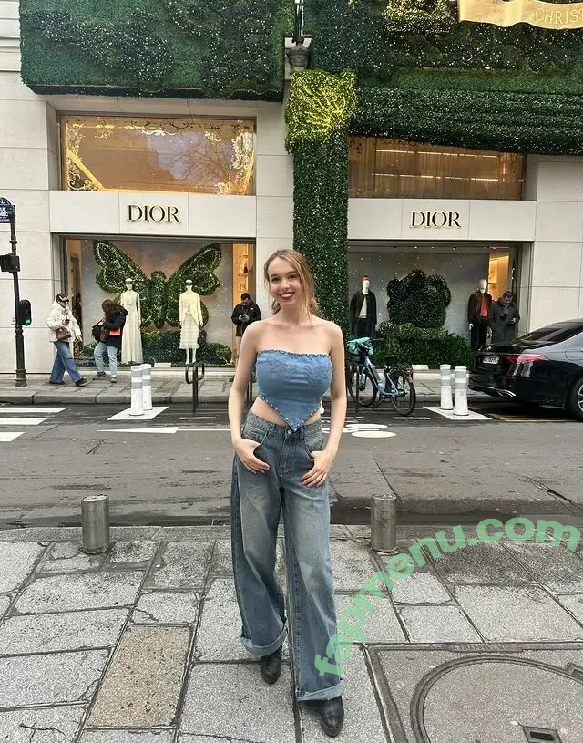 Serena Skybourne nude photo #0304 (SerenaSkybourne / Serena_Sky1 / serena.00)