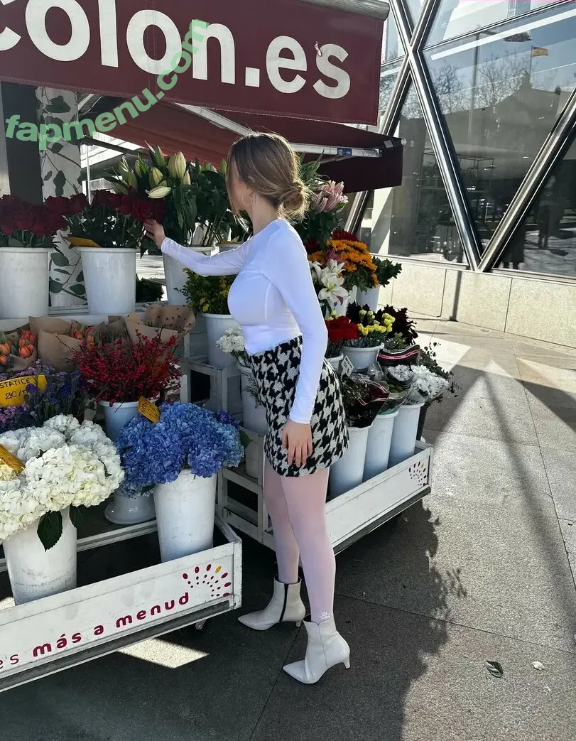 Serena Skybourne nude photo #0374 (SerenaSkybourne / Serena_Sky1 / serena.00)