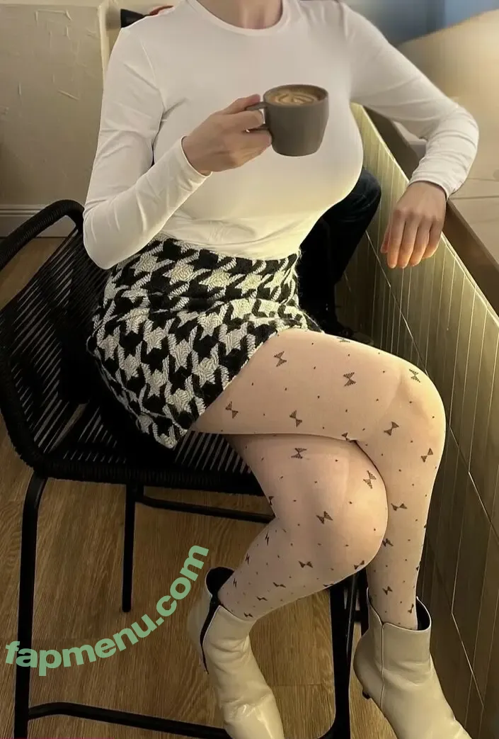 Serena Skybourne nude photo #0394 (SerenaSkybourne / Serena_Sky1 / serena.00)