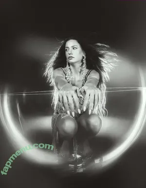 Serenay Sarıkaya / Serenay Sarikaya / serenayss nude photo #0031