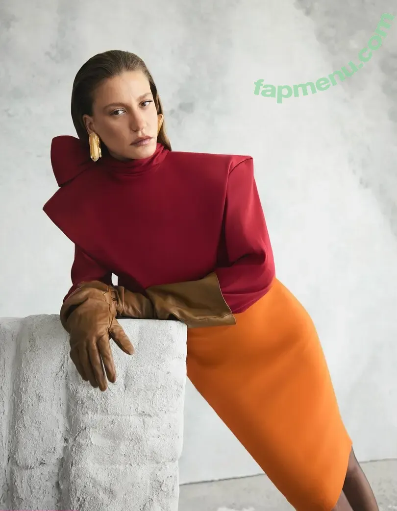 Serenay Sarıkaya nude photo #0013 (Serenay Sarikaya / serenayss)
