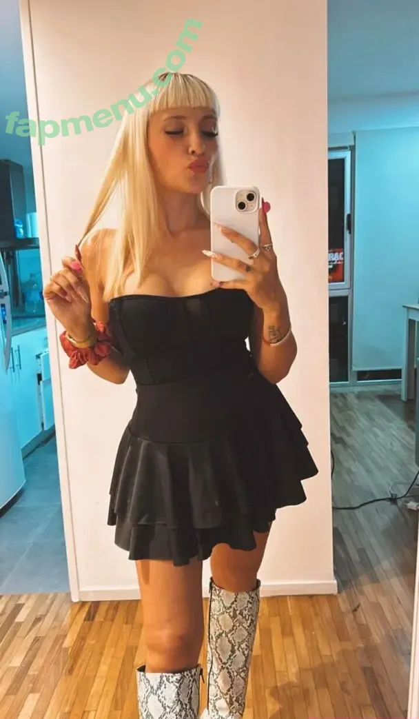 serenayellow nude photo #0025 (serenamello)