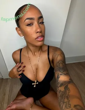 Serenity Grace / Nenee.xo / yoko1525 nude photo #0059