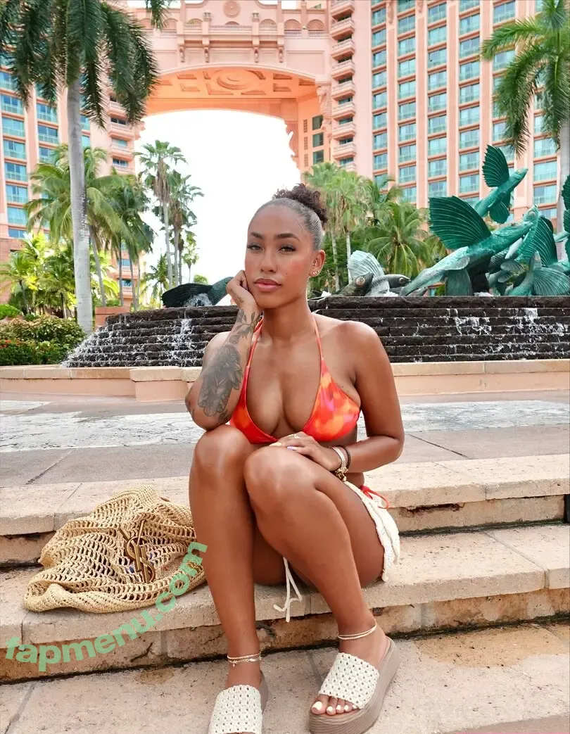 Serenity Grace nude photo #0028 (Nenee.xo / yoko1525)