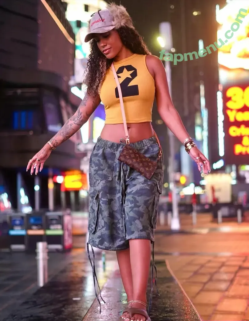 Serenity Grace nude photo #0033 (Nenee.xo / yoko1525)