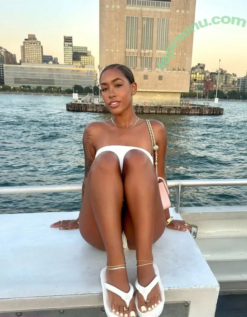 Serenity Grace nude photo #0037 (Nenee.xo / yoko1525)