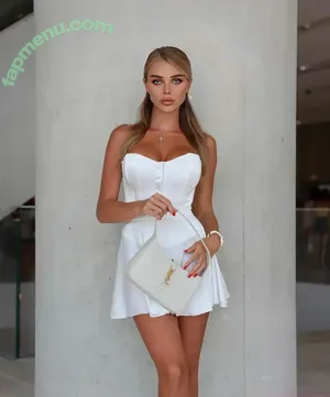  nude photo #0007