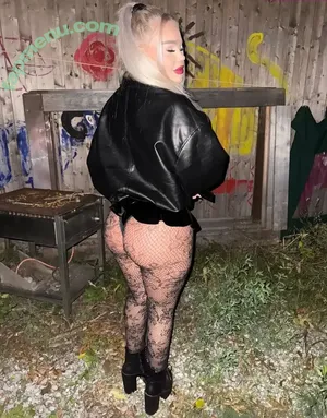  nude photo #0005