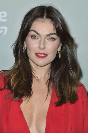 Serinda Swan / serindaswan nude photo #0058
