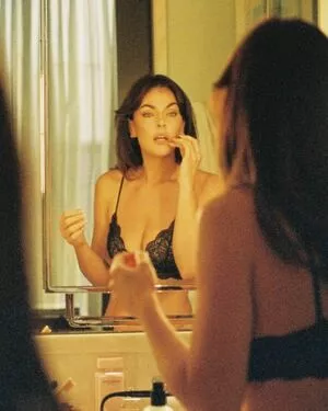 Serinda Swan / serindaswan nude photo #0122