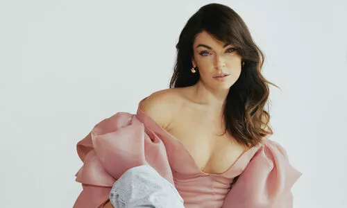 Serinda Swan / serindaswan nude photo #0138
