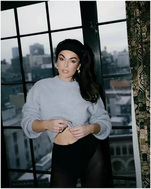 Serinda Swan / serindaswan nude photo #0175
