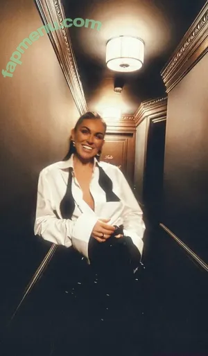 Serinda Swan / serindaswan nude photo #0793