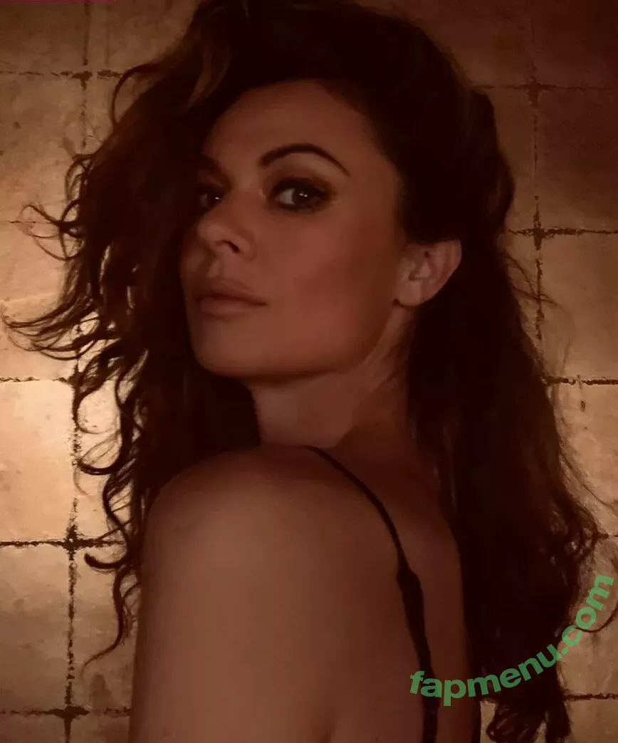 Serinda Swan nude photo #0108 (serindaswan)