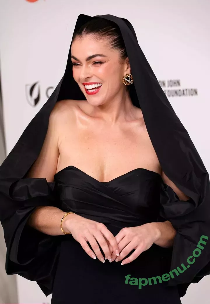 Serinda Swan nude photo #0161 (serindaswan)