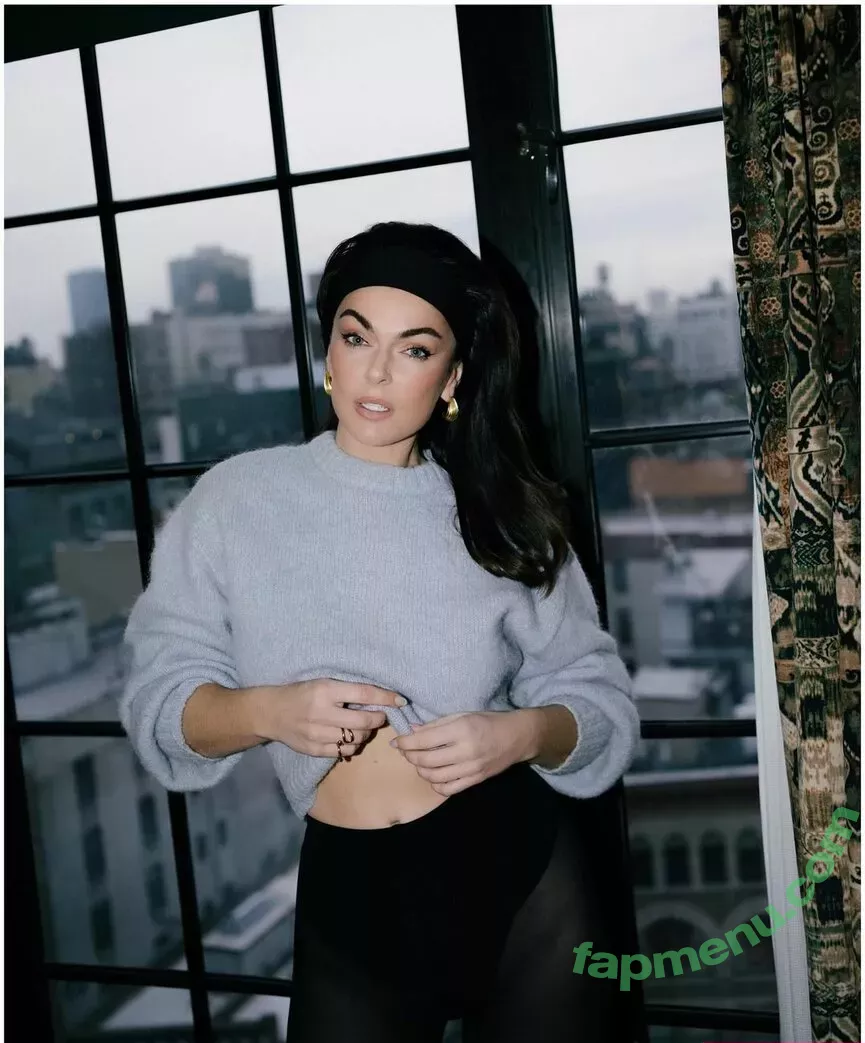 Serinda Swan nude photo #0175 (serindaswan)
