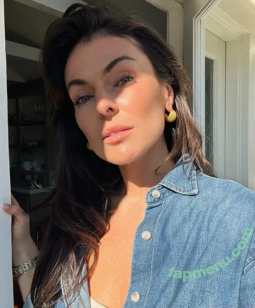 Serinda Swan nude photo #0608 (serindaswan)