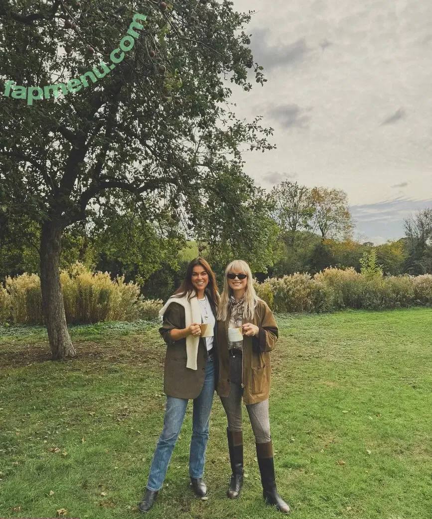 Serinda Swan nude photo #0742 (serindaswan)