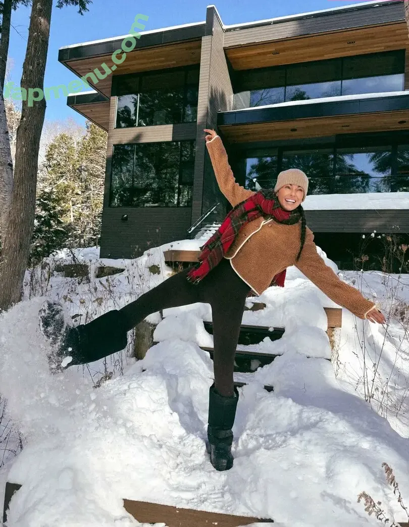 Serinda Swan nude photo #0779 (serindaswan)