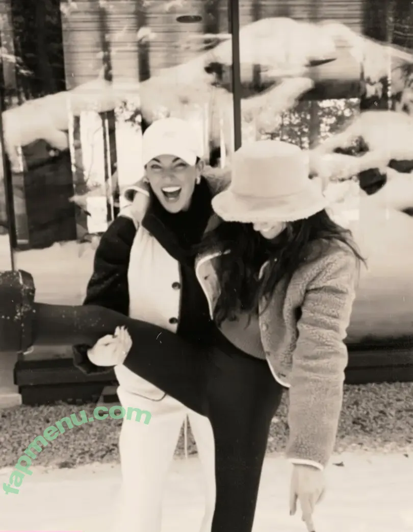 Serinda Swan nude photo #0784 (serindaswan)