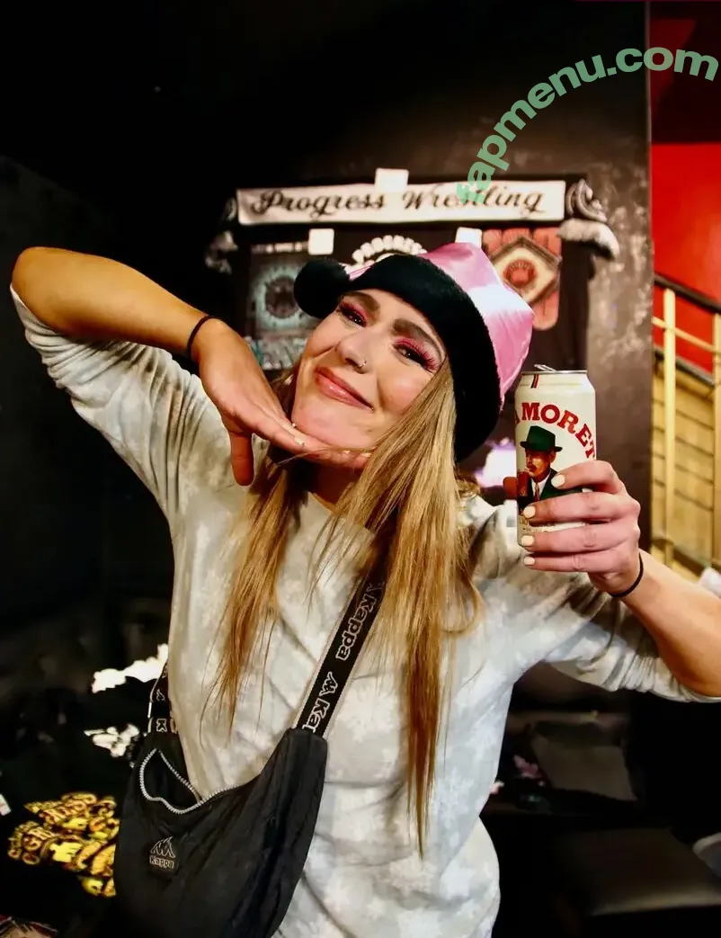 Session Moth Martina nude photo #0437 (mothfromdaflats / session_moth_martina / sessionmoth)