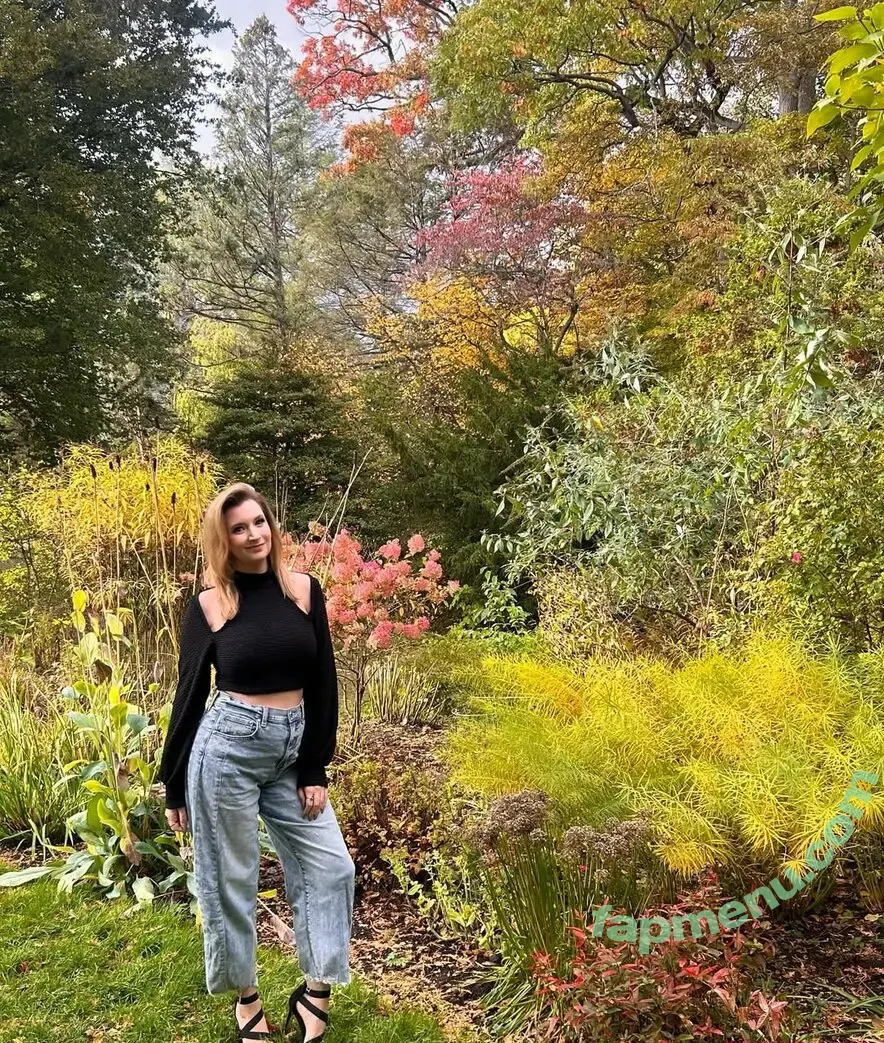 Sesskasays nude photo #0079 (Sesskasays)