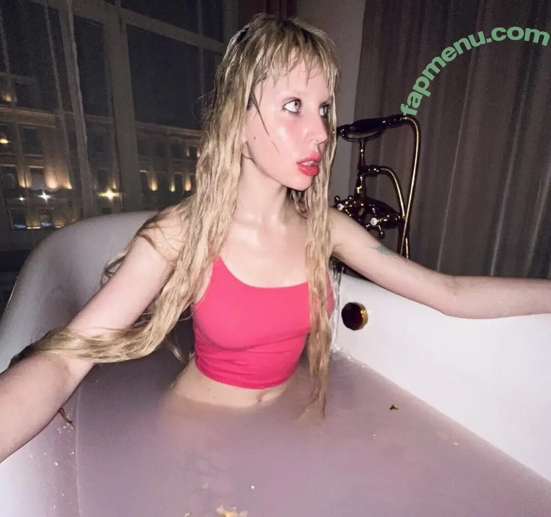seviliyager nude photo #0006 (seviliyager)