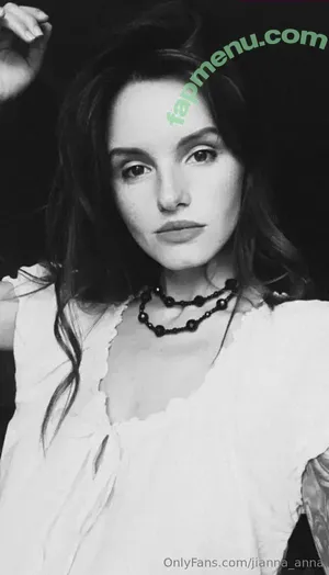 sex_in_california / californiaowerri nude photo #0038