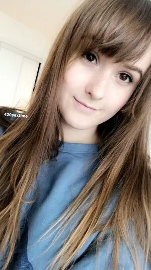 sextime420 / earlgreytea69 nude photo #0027