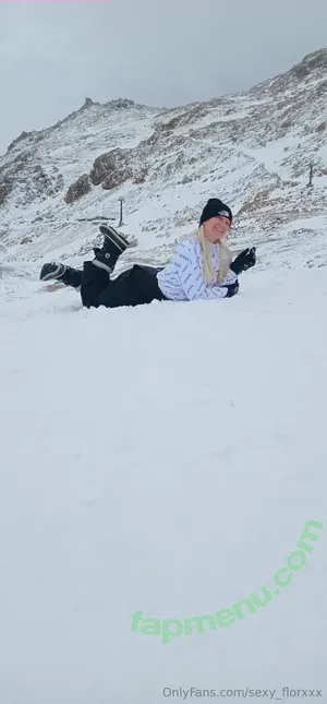 sexy_florxxx / sexyflorfuego nude photo #0036