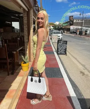 Sexy Julia / einfachechtjulia / sexyjulia.unfiltered nude photo #0152