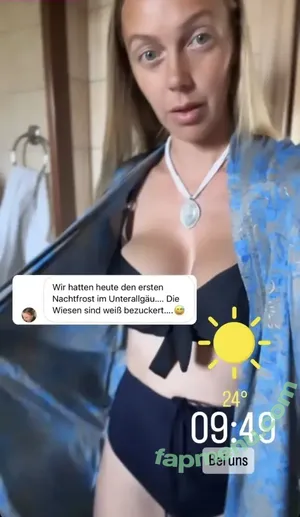 Sexy Julia / einfachechtjulia / sexyjulia.unfiltered nude photo #0192