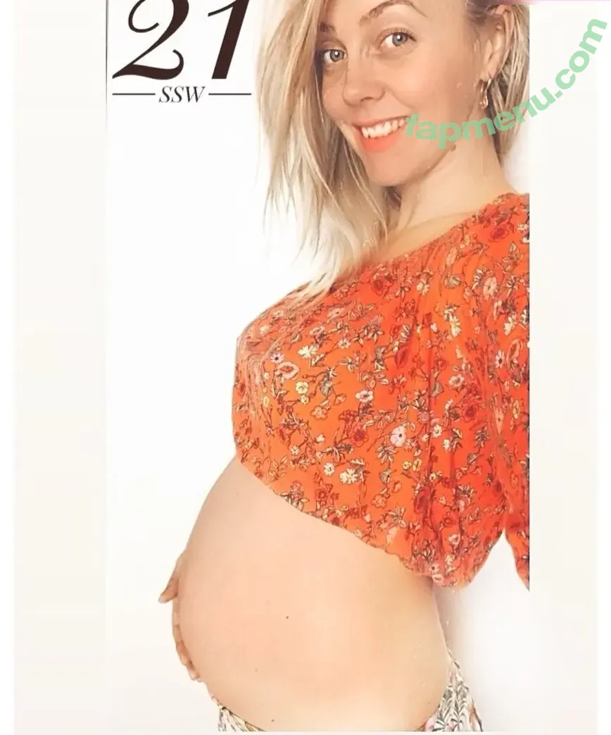 Sexy Julia nude photo #0133 (einfachechtjulia / sexyjulia.unfiltered)