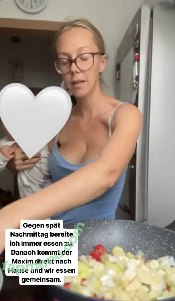 Sexy Julia nude photo #0251 (einfachechtjulia / sexyjulia.unfiltered)