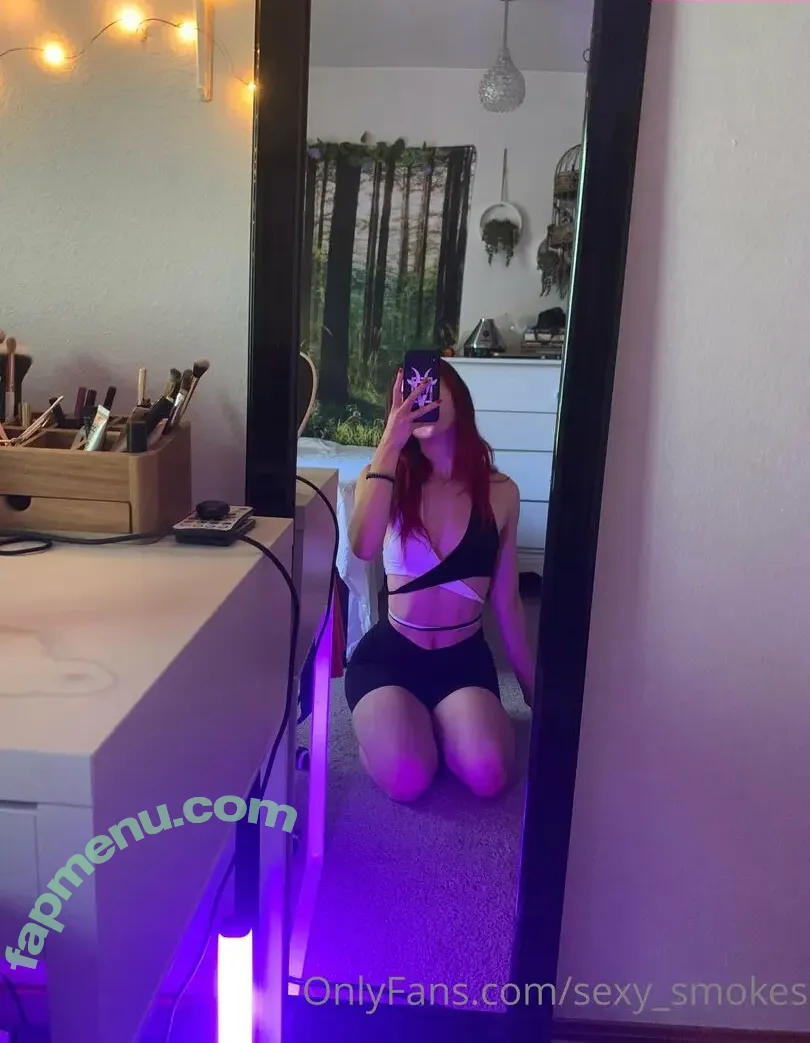 sexy_smokes nude photo #0008 (reel)