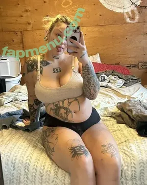 Sexy Tatted Supernova00 / da.da_._ / goddessmoon00 / supernova00 nude photo #0034