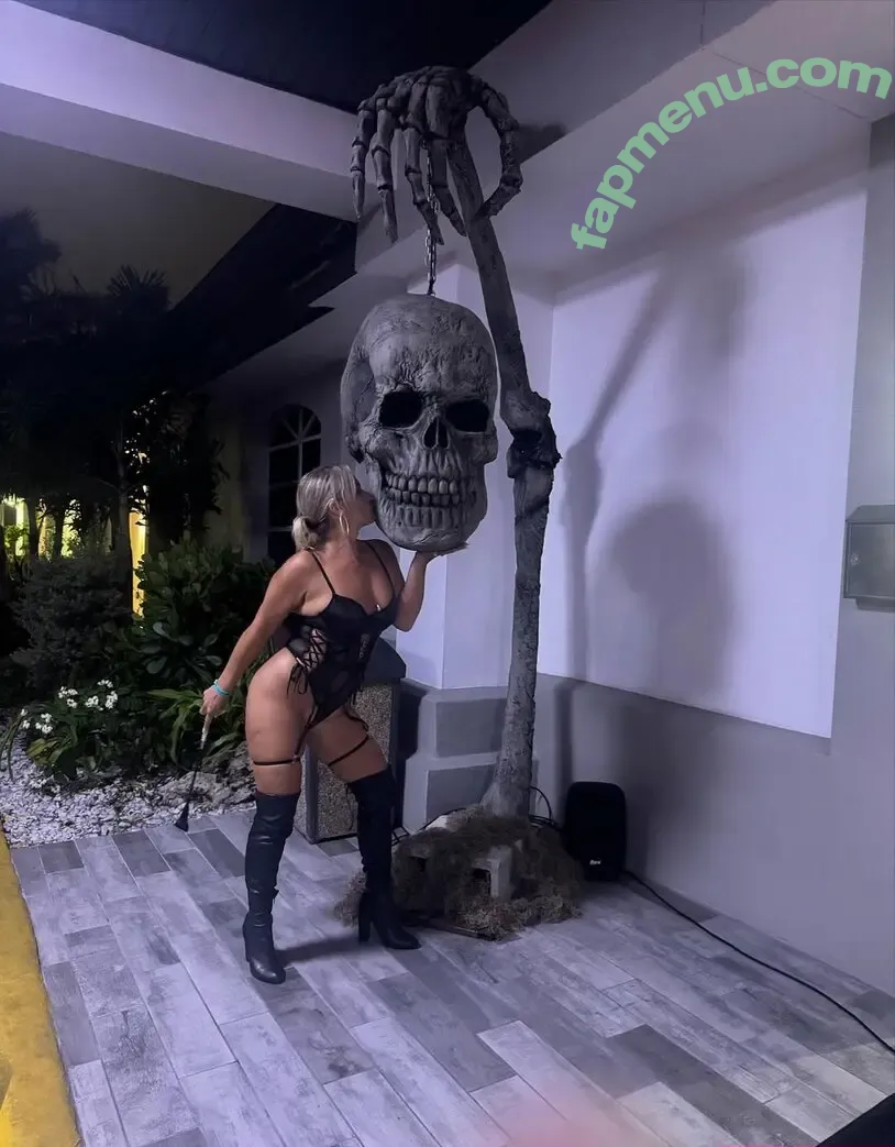 sexybeachmom49 nude photo #0076 (sexxyybeachmom50)