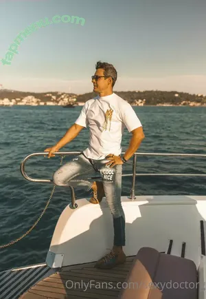 sexydoctorg / sexy_doctors nude photo #0011