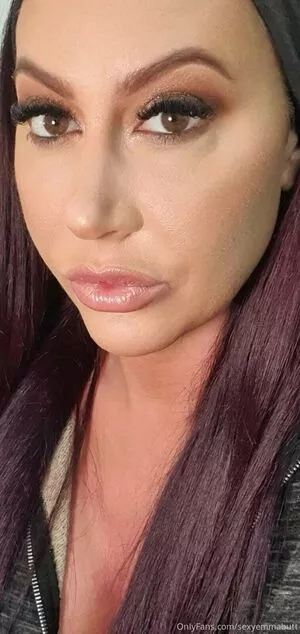 sexyemmabutt / Emma Butt nude photo #0023