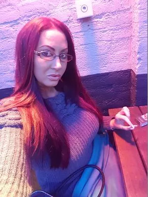 sexyemmabutt / Emma Butt nude photo #0040