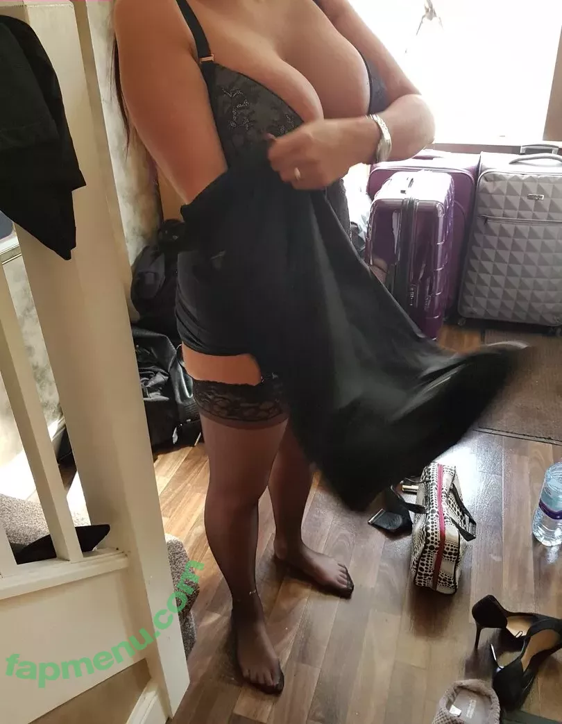 sexyemmabutt nude photo #0124 (Emma Butt)