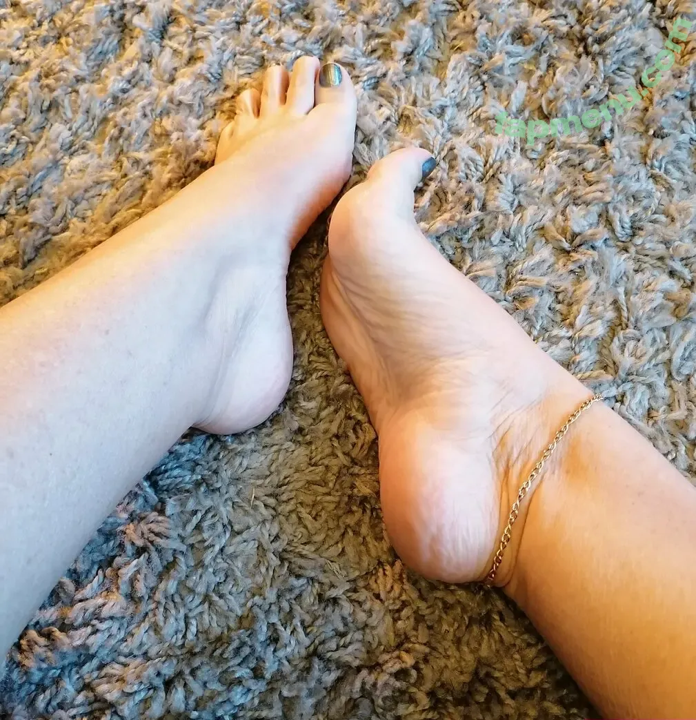 sexymaturefeet nude photo #0004 (mature_feet)