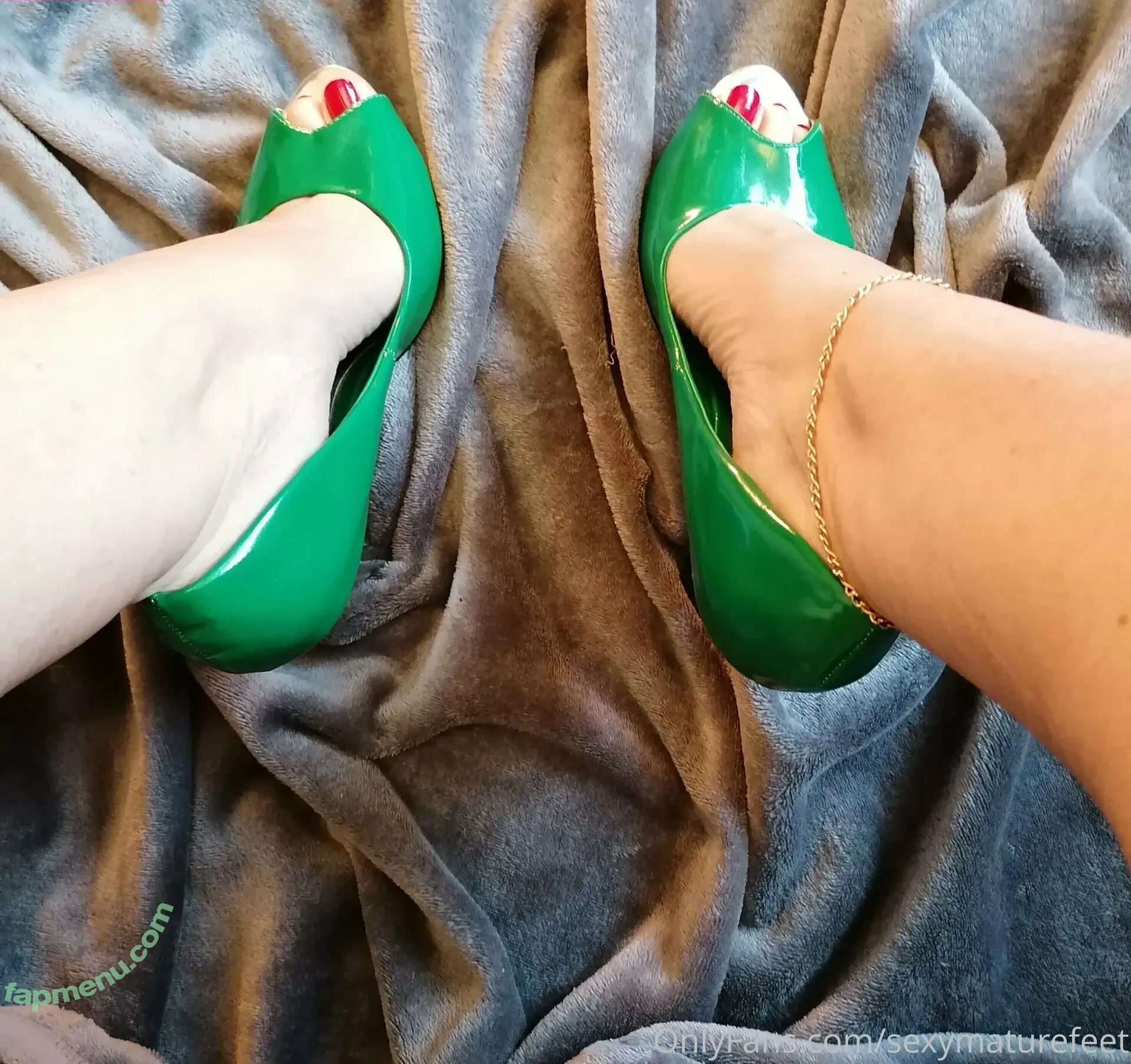 sexymaturefeet nude photo #0034 (mature_feet)