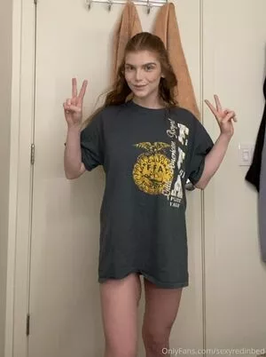 sexyredinbed / throwanitback nude photo #0117