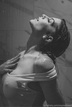 sexyredinbed / throwanitback nude photo #0247