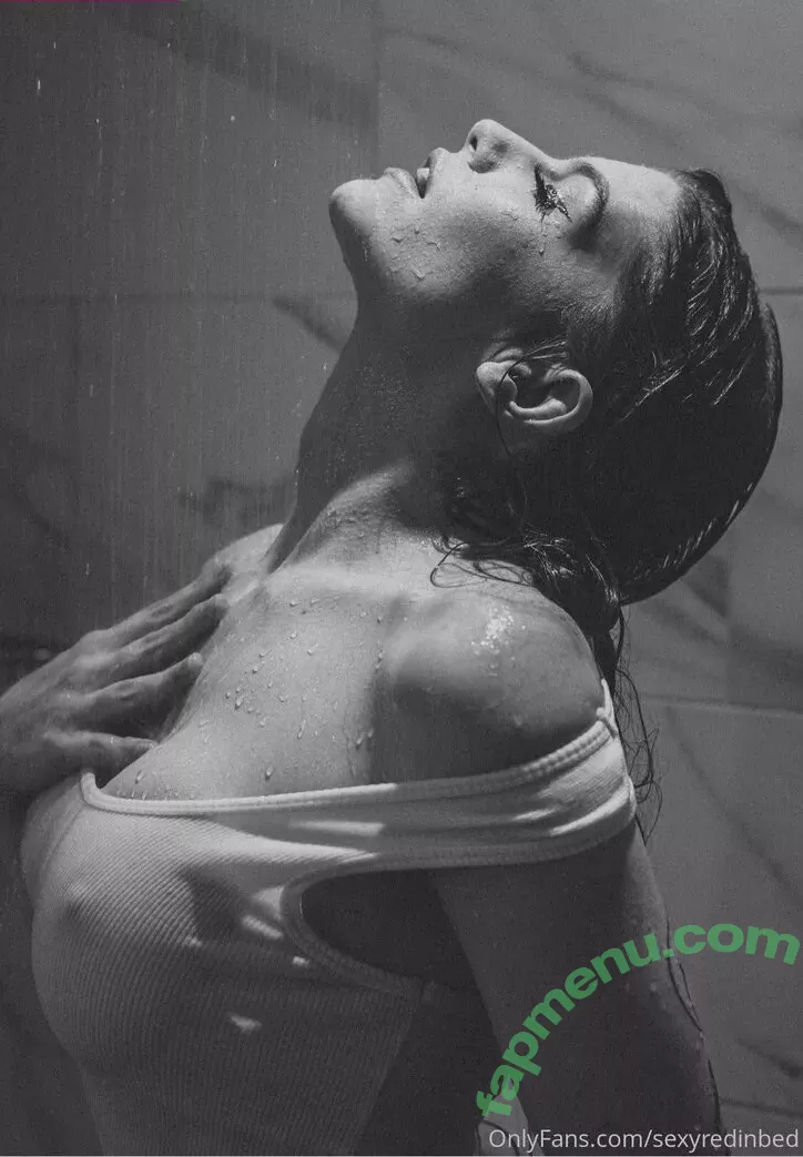 sexyredinbed nude photo #0247 (throwanitback)