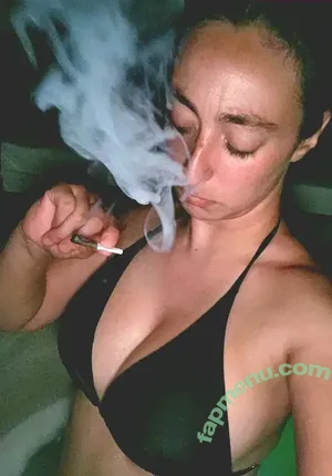 Sexystoner2025 / sexystoner nude photo #0005