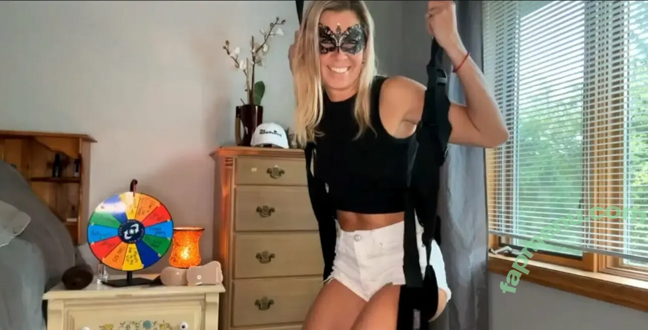 sexyvxn nude photo #0123 (sexy_vxn)