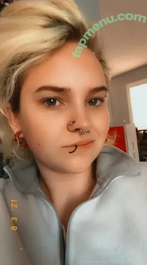  nude photo #0009